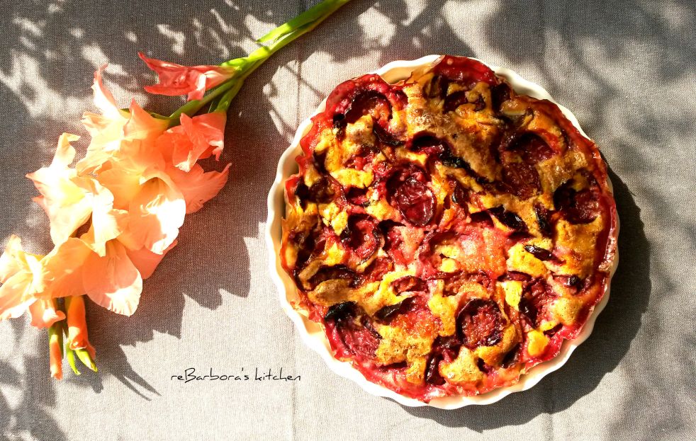 Piškotový koláč se švestkami a levandulí | reBarbora's kitchen