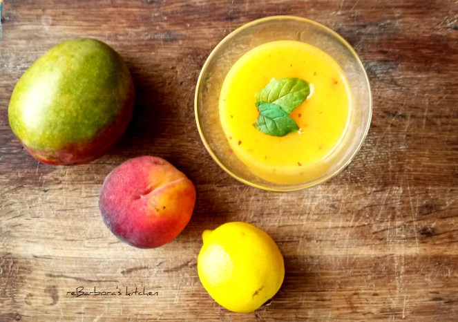 Broskvovo - mangové smoothie | reBarbora's kitchen