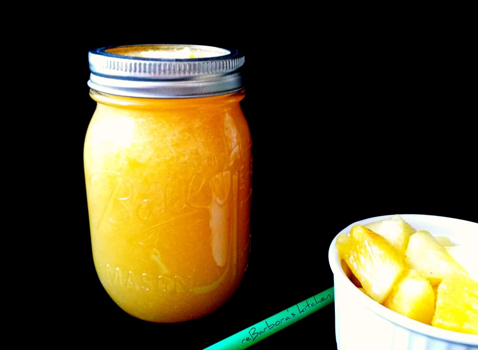 Ananasovo-citrusové smoothie s kokosovou vodou | reBarbora's kitchen