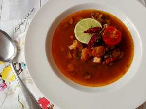 Thajská pikantní polévka s krevetami - Tom yum goong | reBarbora's kitchen