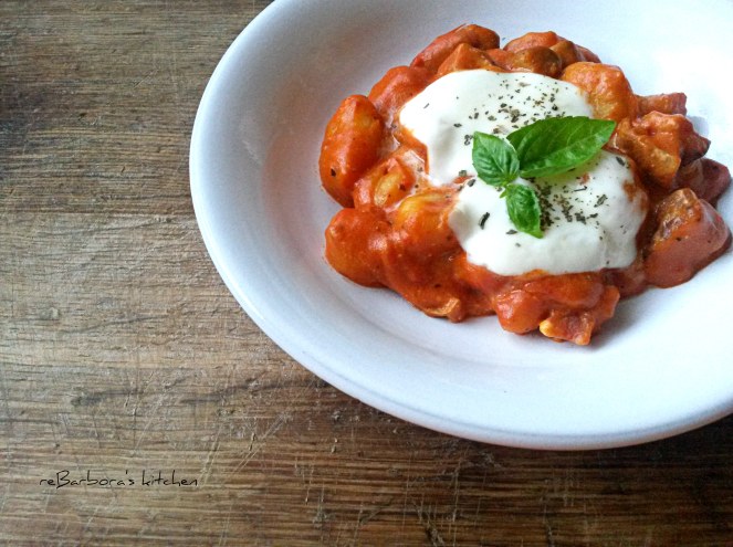 Gnocchi se smetanovo-rajčatovou omáčkou a mozzarellou | reBarbora's kitchen