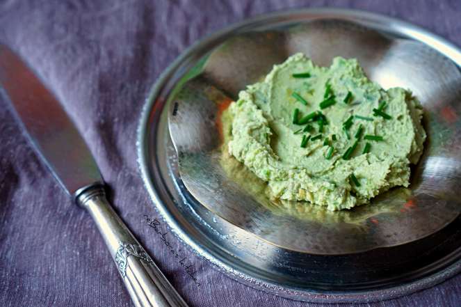 Avokádová pomazánka s pečeným česnekem | reBarbora's kitchen