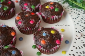 Čokoládovo-banánové muffiny s lentilkami (nejen) pro děti | reBarbora's kitchen