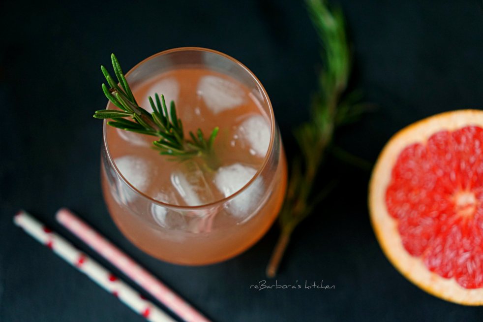 Lillet drink s grepovou šťávou a rozmarýnem | reBarbora's kitchen