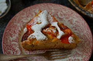 Meruňkový koláč s mascarpone a tymiánovým cukrem | reBarbora's kitchen