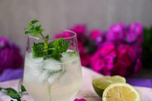 Prosecco Hugo - osvěžující letní koktejl | reBarbora's kitchen