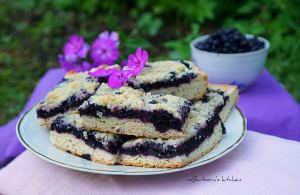 Borůvkový koláč s mandlovou drobenkou | reBarbora's kitchen