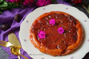 Švestkový tarte tatin - obrácený koláč s karamelizovanými švestkami | reBarbora's kitchen