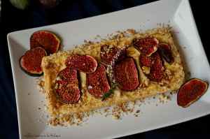 Fíkový koláč se smetanovým krémem a oříšky | reBarbora's kitchen