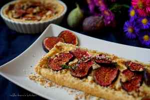 Fíkový koláč se smetanovým krémem a oříšky | reBarbora's kitchen