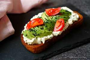 Avo chléb / vydatný snídaňový chleba s avokádem | reBarbora's kitchen