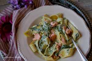 Těstoviny s lososem a špenátem | reBarbora's kitchen