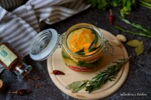 Naložený sýr Romadur s kysaným zelím a pečeným česnekem | reBarbora's kitchen