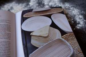 Recenze knih: Ruce v mouce - Iva Trhoňová | reBarbora's kitchen