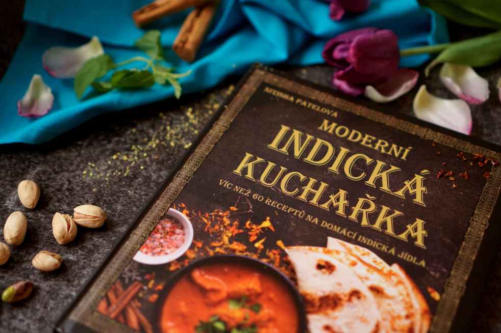 Recenze knih: Moderní indická kuchařka - Nitisha Patel | reBarbora's kitchen