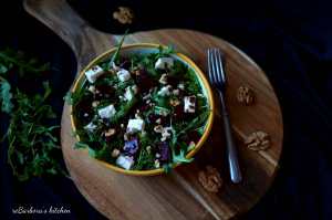 Salát s červenou řepou a balkánským sýrem | reBarbora's kitchen