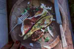 Recenze knih: Uzeninové delikatesy - Miranda Ballard | reBarbora's kitchen