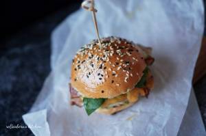 Kuřecí burger s avokádovým dipem | reBarbora's kitchen