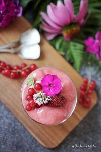 Jahodový Nice cream s levandulí | reBarbora's kitchen