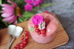 Jahodový Nice cream s levandulí | reBarbora's kitchen