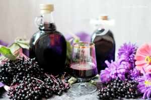 Maminčin bezinkový likér | reBarbora's kitchen