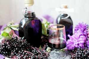 Maminčin bezinkový likér | reBarbora's kitchen