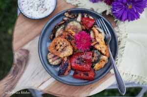 LotusGrill: Pestrobarevná grilovaná zelenina s dipem z sýru feta | reBarbora's kitchen