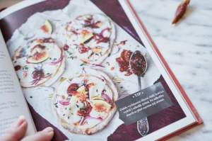 Recenze knih: Red hot chilli kuchařka -Anton Enns, Nadja Buchczik | reBarbora's kitchen