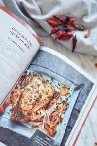 Recenze knih: Red hot chilli kuchařka -Anton Enns, Nadja Buchczik | reBarbora's kitchen